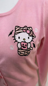 Cropped Kitty mummy