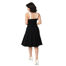 Load image into Gallery viewer, Black &amp; White Contrast Rue Swing Dress.
