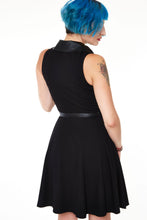 Load image into Gallery viewer, Bat collar knit flare dress

